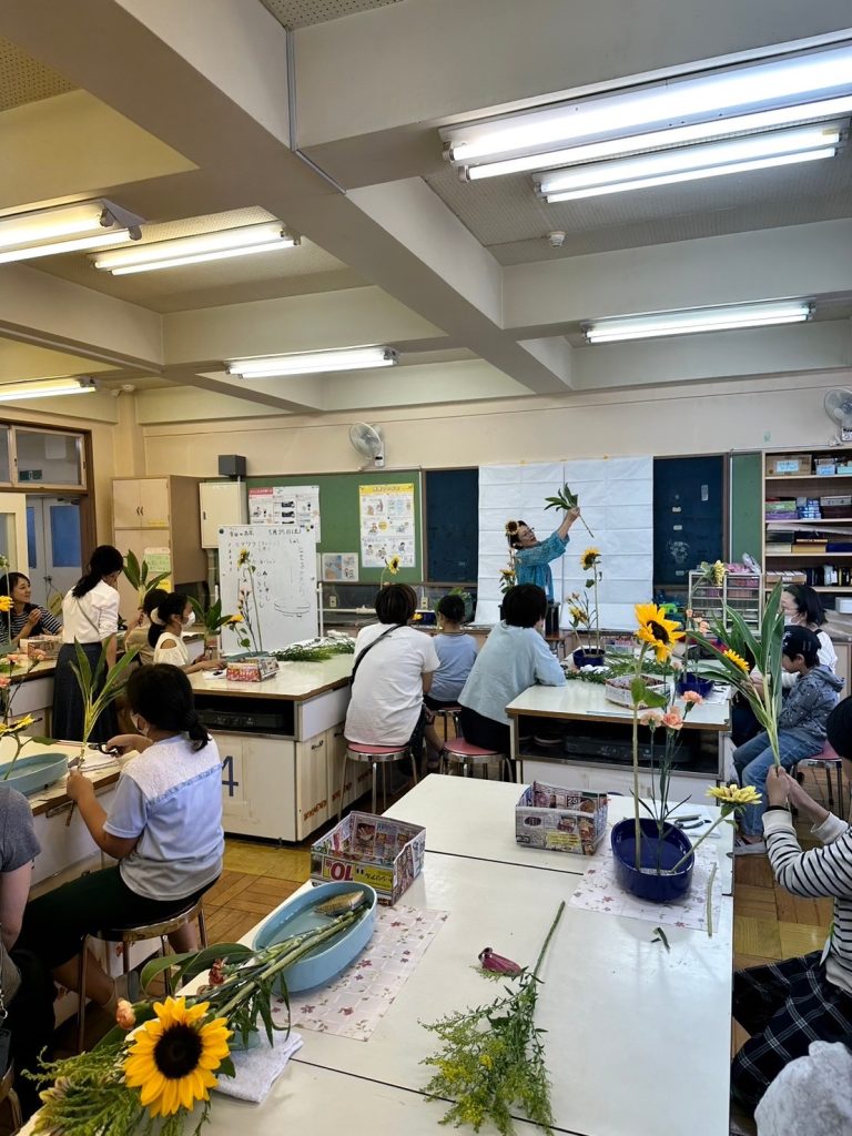 子ども生け花教室